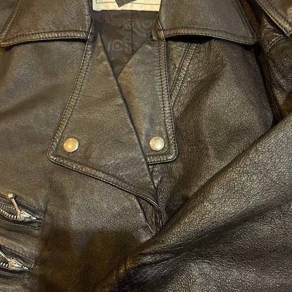Black leather jacket vintage size small - Picture 6 of 6